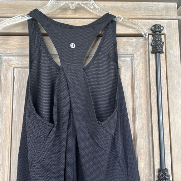 Lululemon Love Tank Pleated black size 6 - Picture 9 of 11